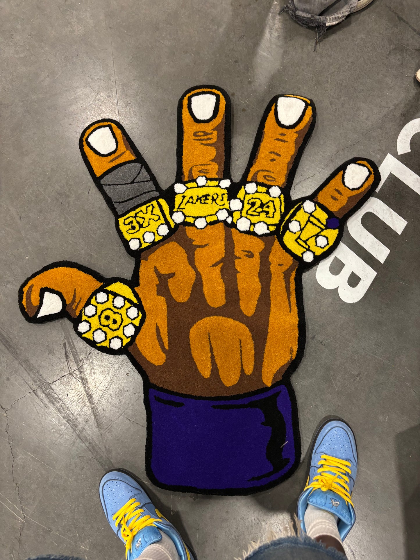 The Los Angeles 5 Rings (Kobe) Rug